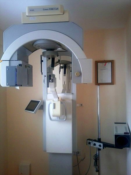 İmplant ve ileri cerrahide bulunması gereken Panaromik tomografik Röntgen Cihazı